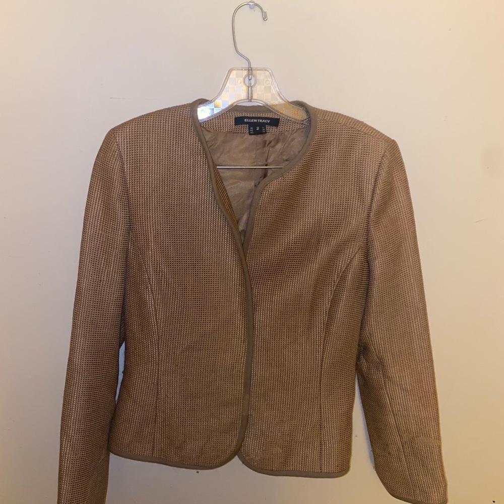 Women’s Ellen Tracy blazer